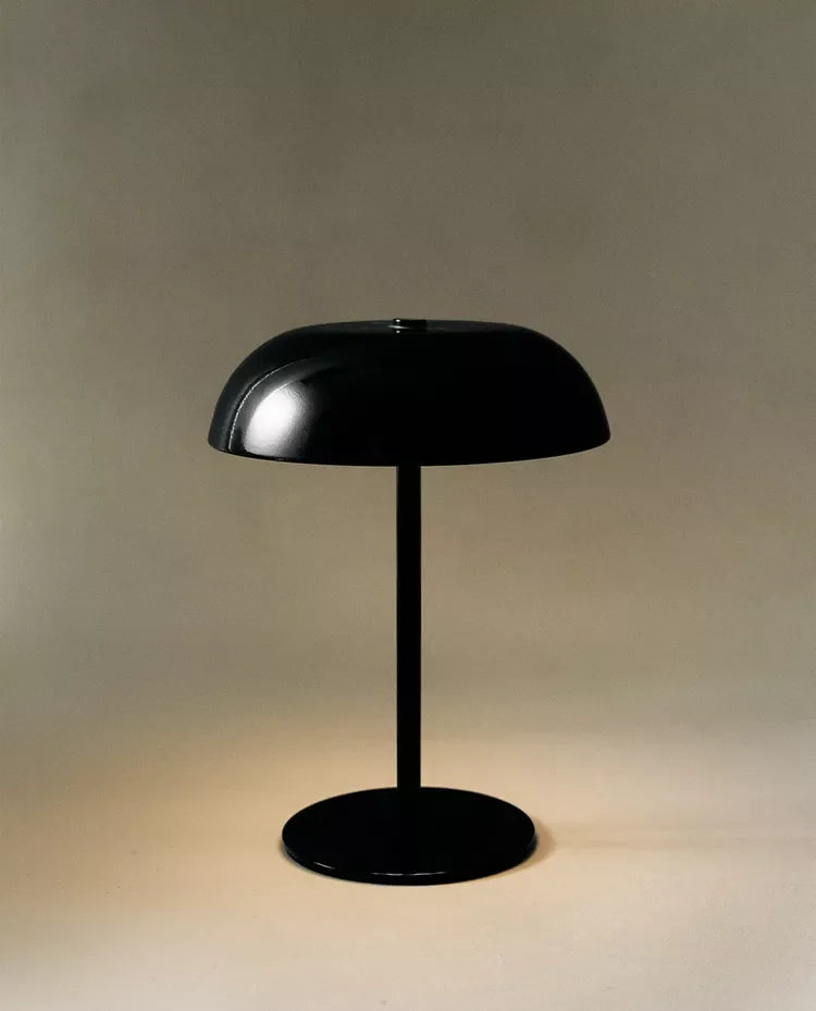 Luminária de Mesa Recarregável sem Fio na cor Preto