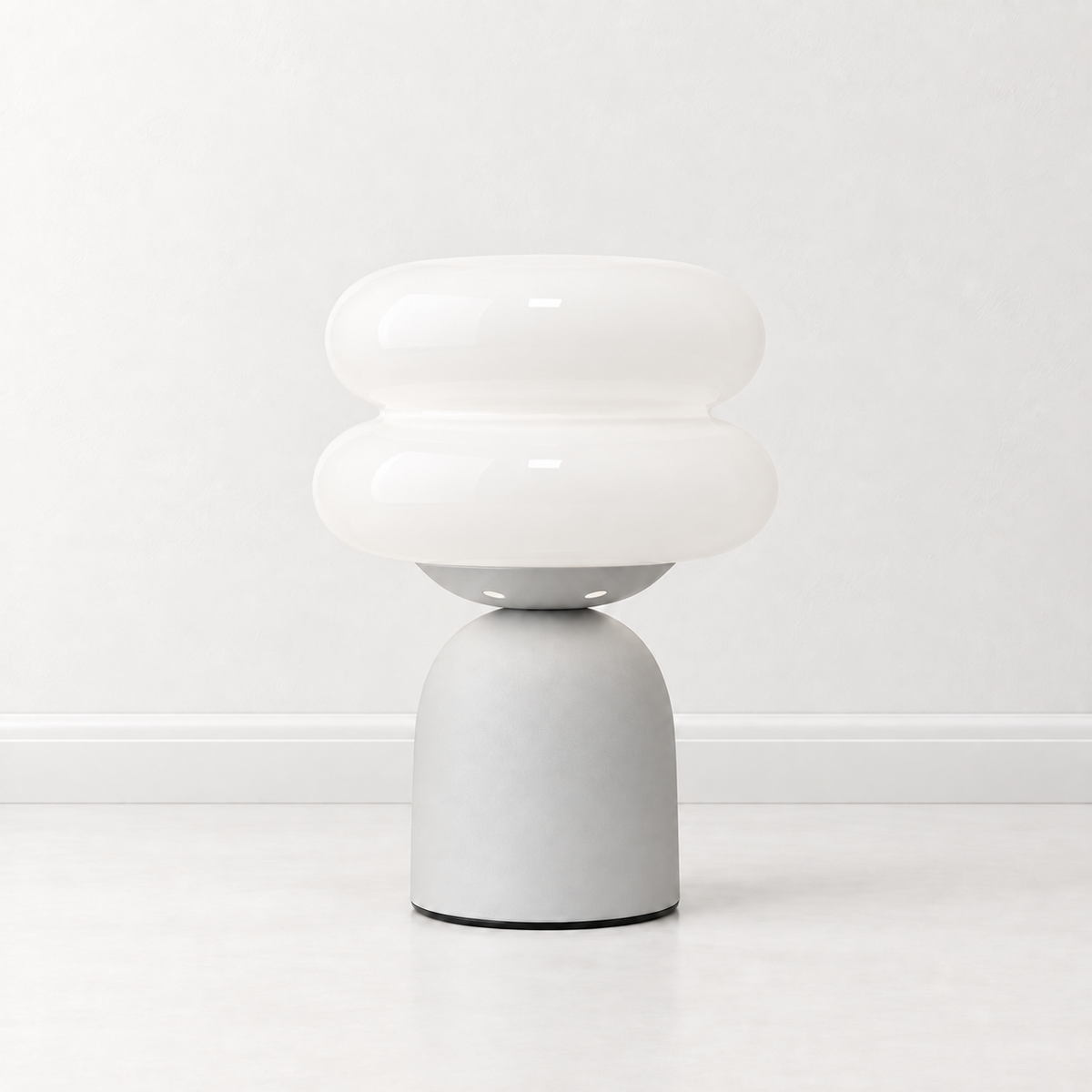 Luminária de Mesa Nuvem em Vidro - detalhe do design orgânico