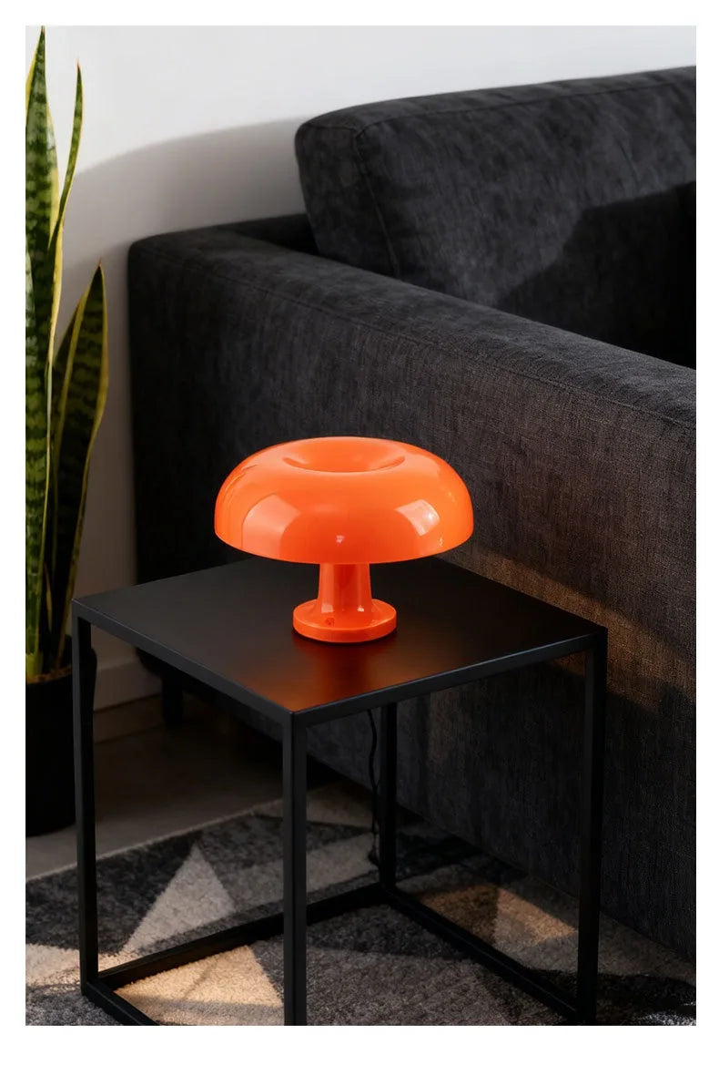 Luminária de Mesa Cogumelo Decorativa - detalhe da cúpula arredondada